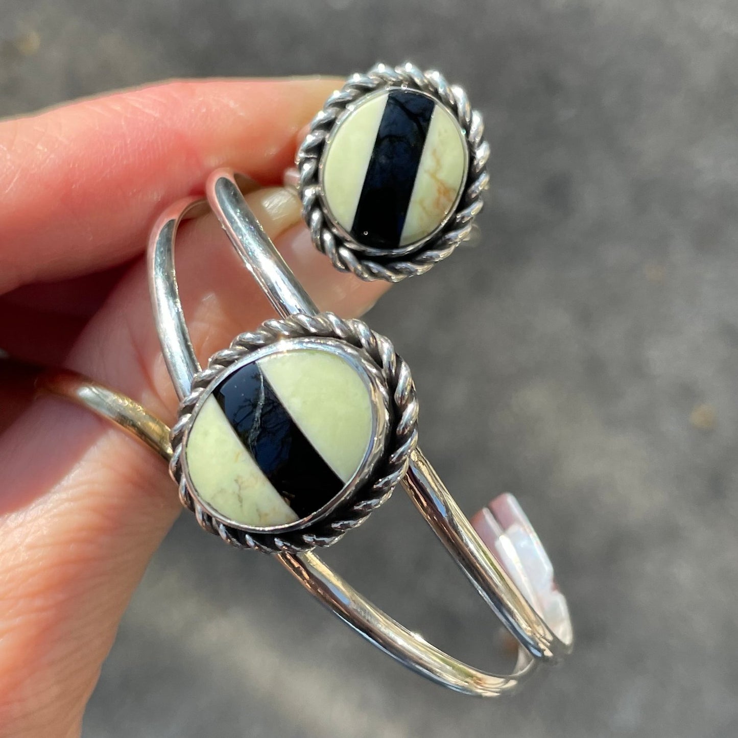 CHRYSOPRASE CUFF SIZE 5”