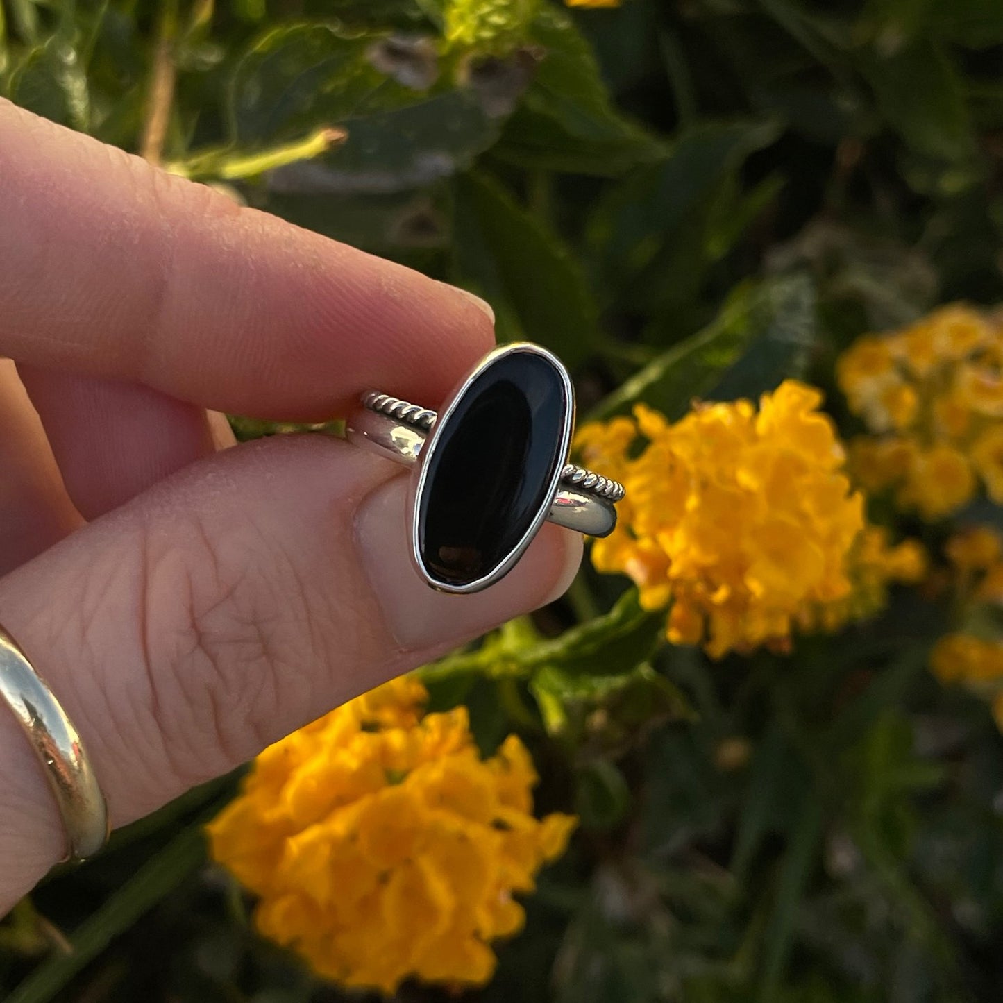 BLACK ONYX RING SIZE 6