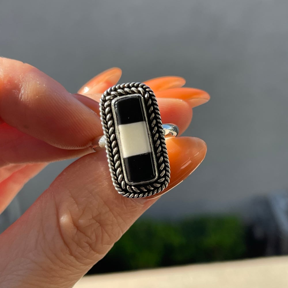 CHECKER RING SIZE 5.5