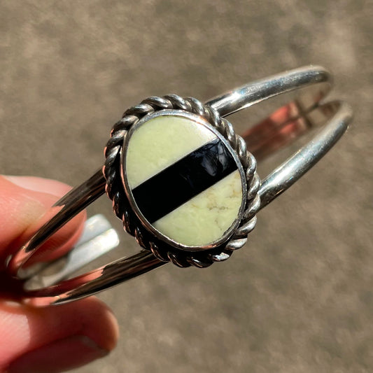CHRYSOPRASE CUFF SIZE 5”