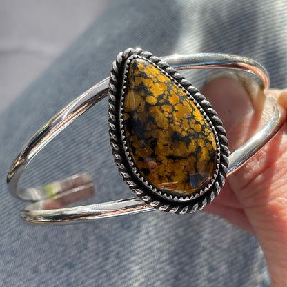 GOLD POLYCHROME SIZE 6”