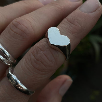 HEART SIGNET
