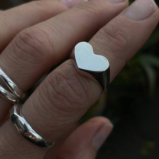 HEART SIGNET