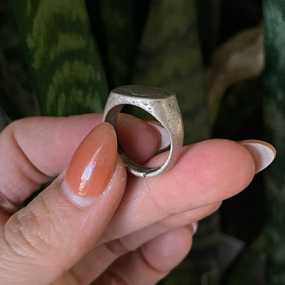 SIGNET RING SIZE 6.5