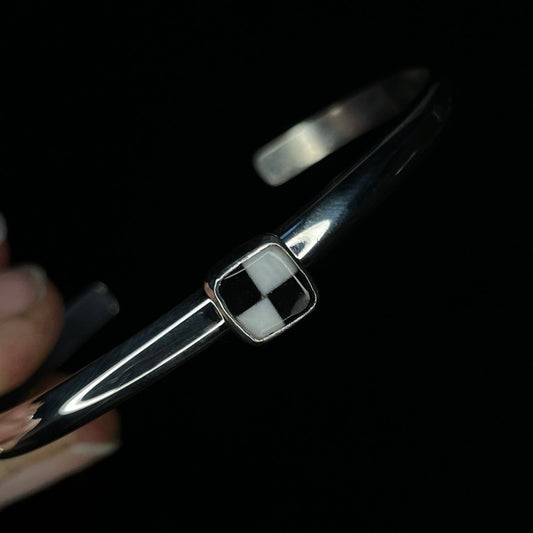 SQUARE CUFF SIZE 5.25”